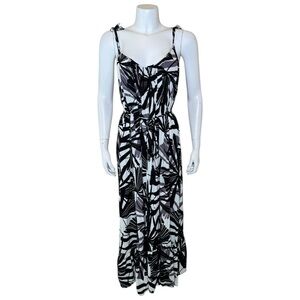 City Chic Palm Leaf Print Maxi Dress M 18 Sleeveless Sundress Black White